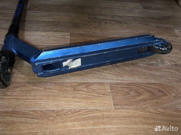 Трюковой самокат