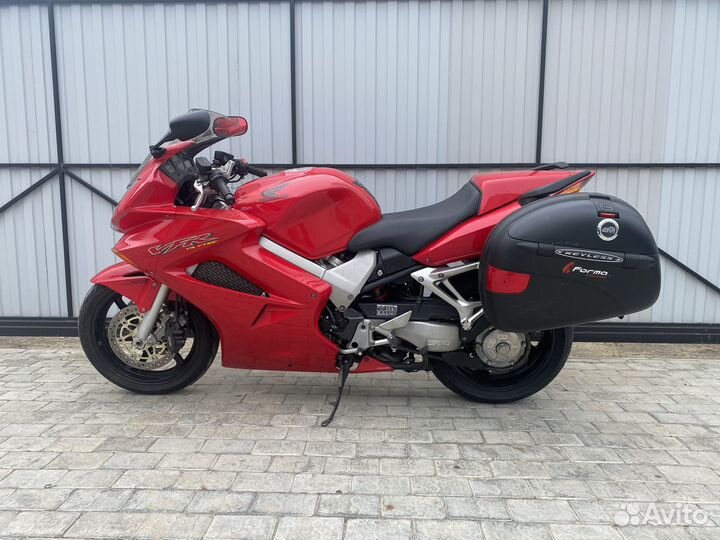 Honda vfr800 в резерве
