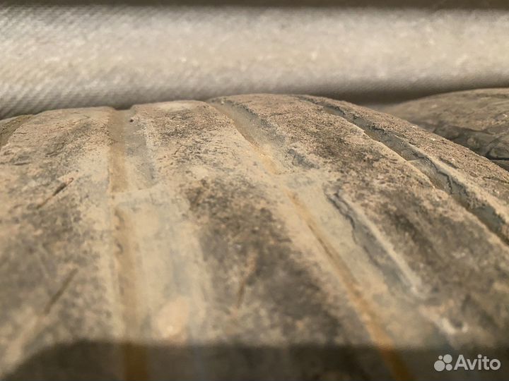 Pirelli Cinturato P7 235/45 R17