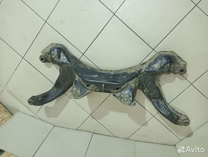 Балка подмоторная Nissan Almera N15