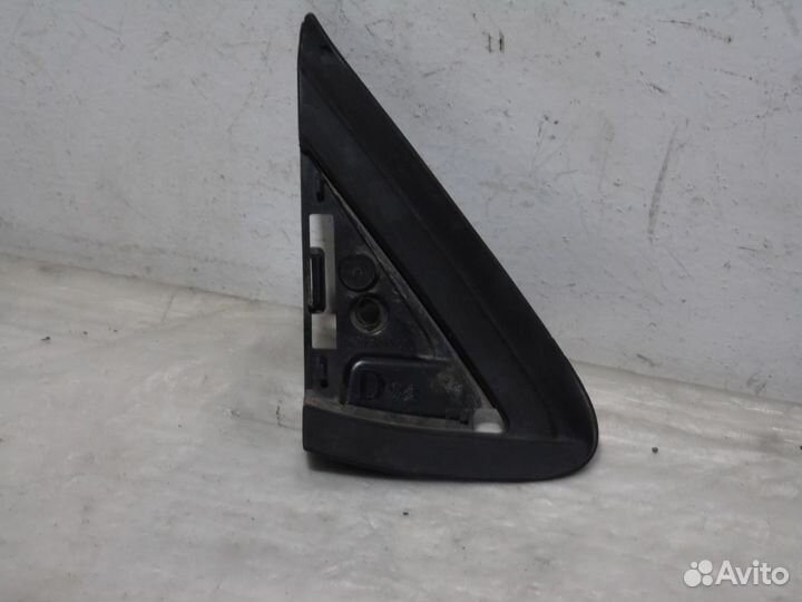 Накладка крыла правая Ситроен С4 Б7