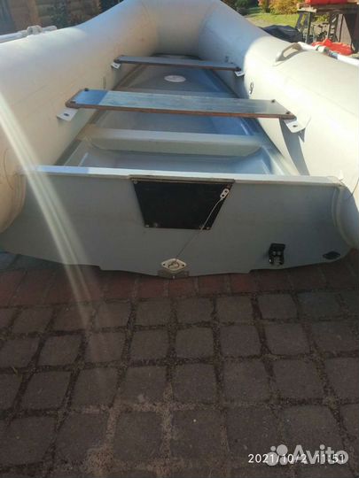 Лодка SKY boat 360RC