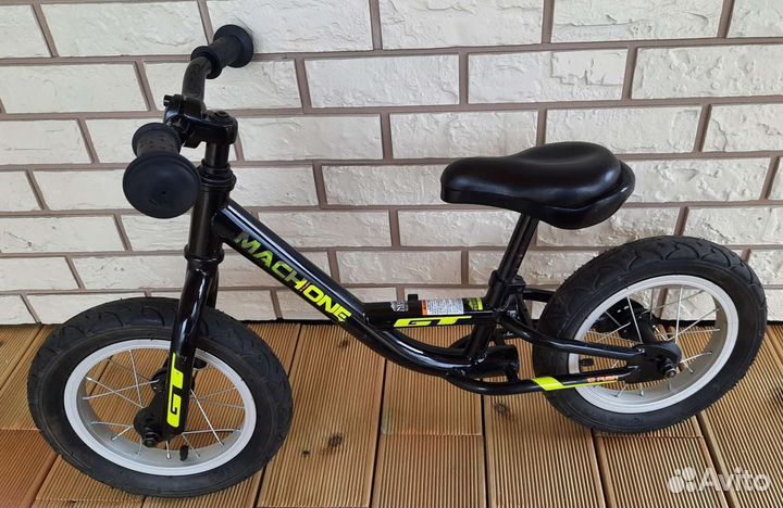 Беговел GT gt mach one 12