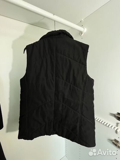 Жилет утепленный женский