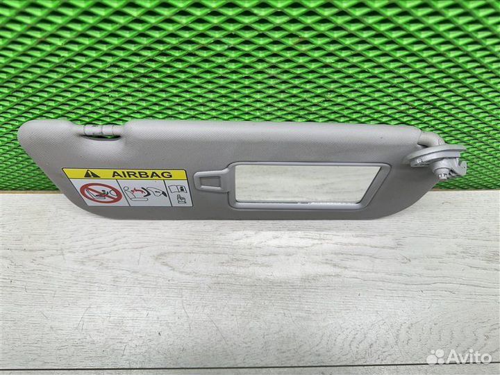 Козырек солнцезащитный правый Hyundai Solaris 2