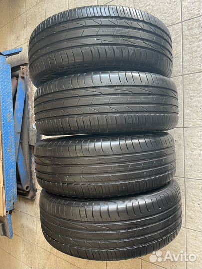 Nokian Tyres Hakka Blue 3 SUV 235/60 R18 107H