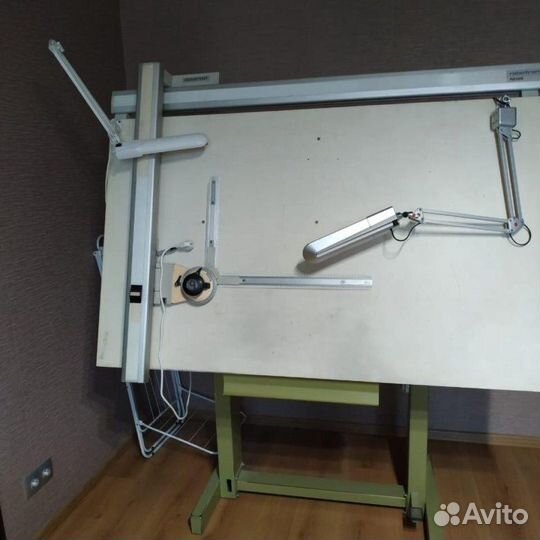 Кульман чертежный Robotron