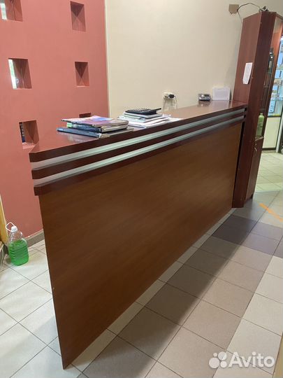 Стойка администратора