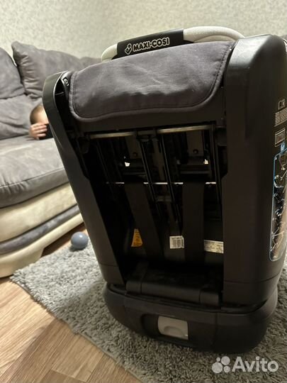 Детское кресло