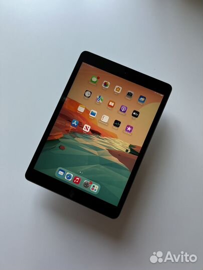 iPad 7 10.2” 128GB Black Wi-Fi + LTE, в идеале