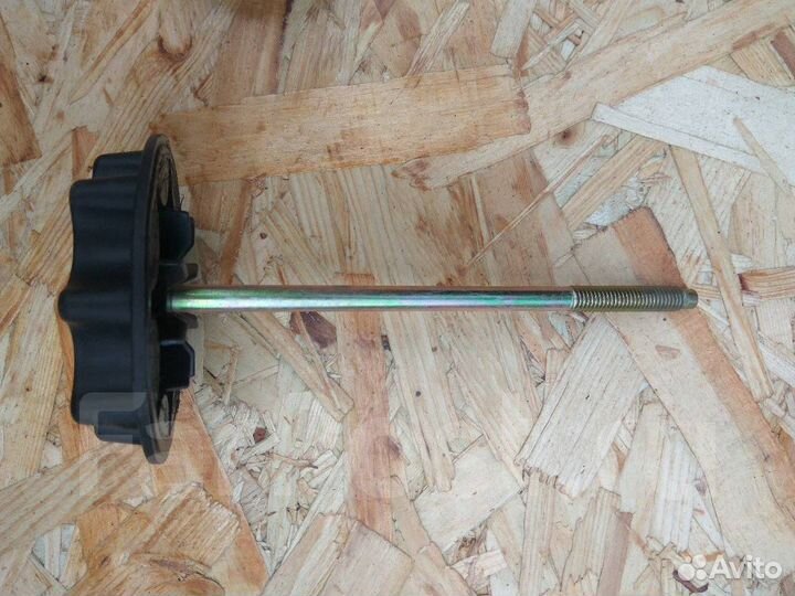 Крепёж запасного колеса тойота камри 70