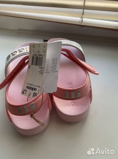 Сандали для девочки