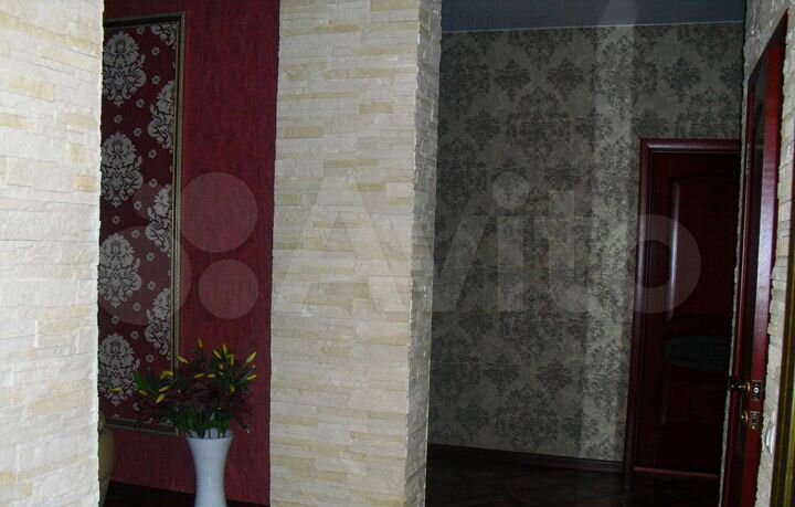 Дом 172,4 м² на участке 9 сот.