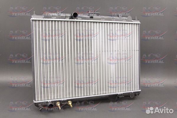 Радиатор охлаждения Ниссан X-Trail T30 2.0-2.5 01