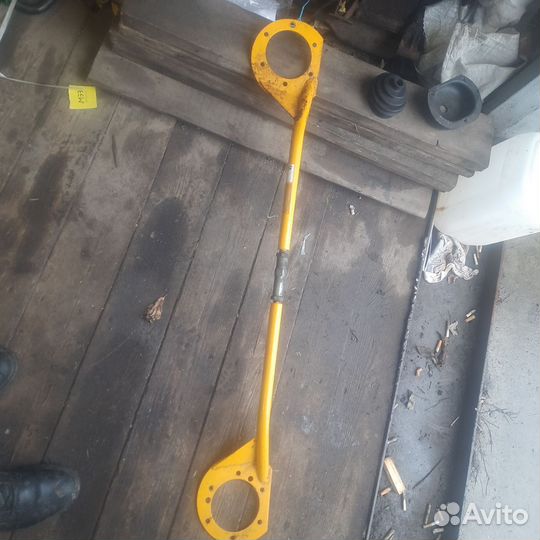 Растяжка ваз 2110 -2112