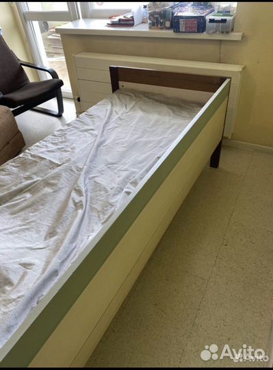 Двухъярусная кровать из массива сосны