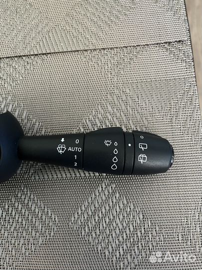 Подрулевой переключатель дворников LADA vesta