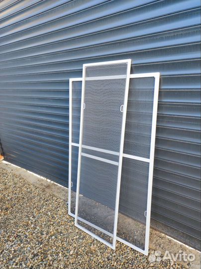 Москитные сетки на окна