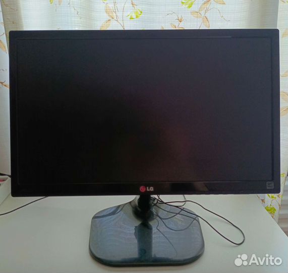 Монитор LG 22mp55d
