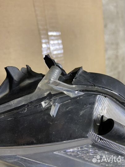 Фара левая toyota rav 4