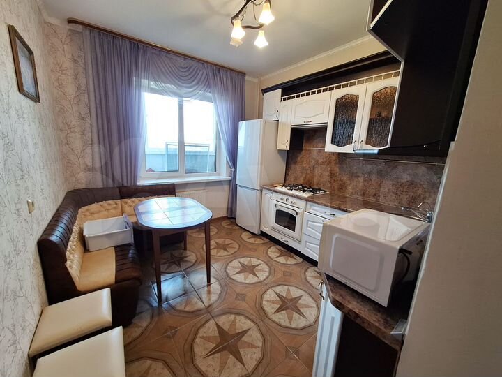 1-к. квартира, 42 м², 5/9 эт.