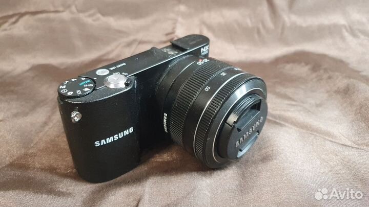 Фотоаппарат беззеркальный Samsung NX1100