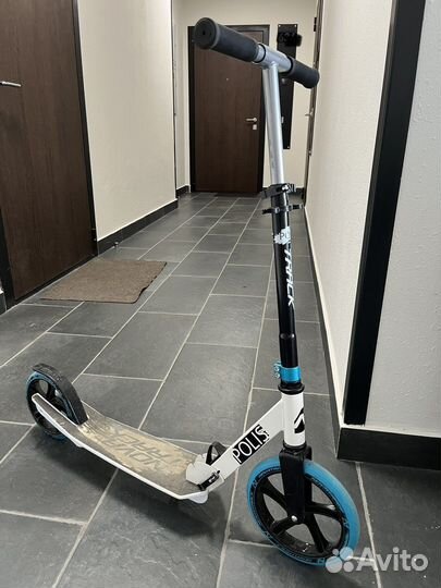 Самокат Novatrack Polis 230P