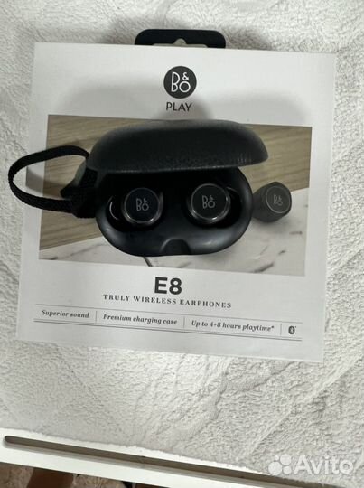 Беспроводные наушники Bang & Oufsen E8