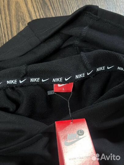 Спортивный костюм Nike