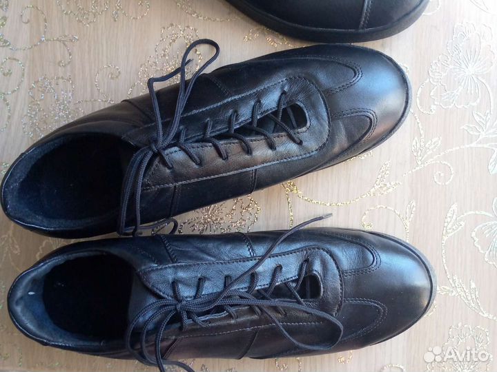 Кросовки новые 41-42