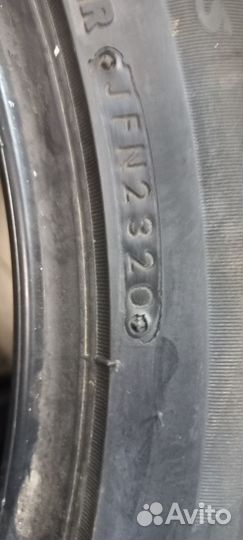 Bridgestone Blizzak Ice 255/40 R19