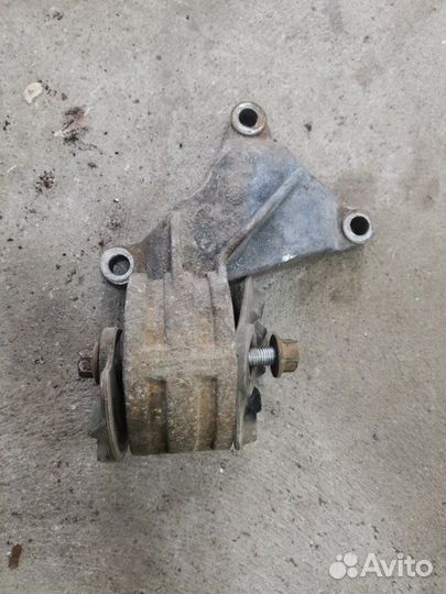 Подушка двигателя левая Chery Qq6 S21 седан