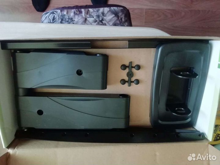 Кронштейн для крепления ж/к телевизора к стене