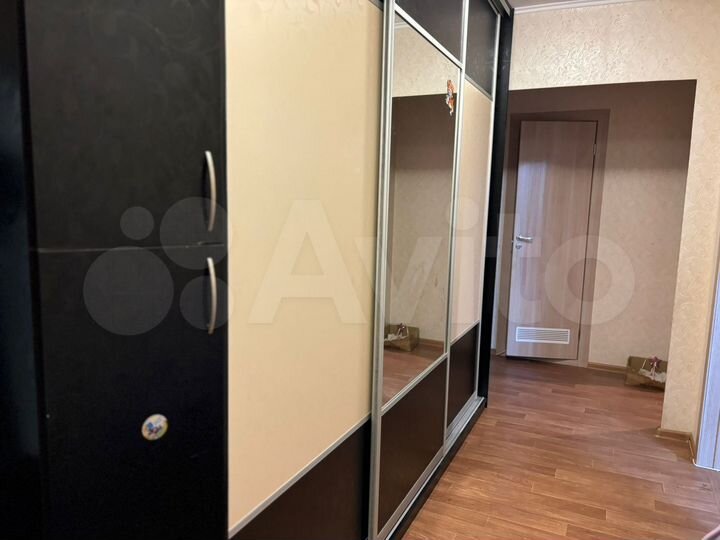 2-к. квартира, 59 м², 8/11 эт.