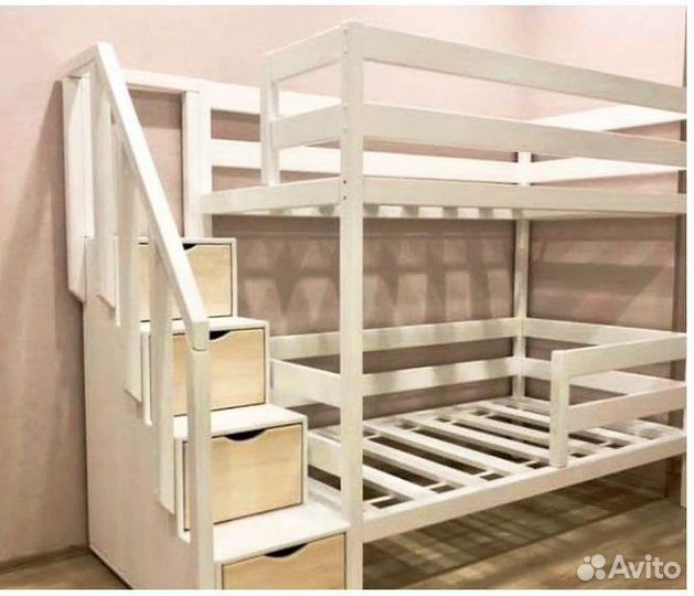 Двухъярусная кровать экологичная
