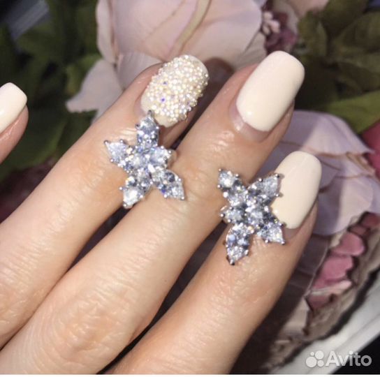 Стильные серьги серебро