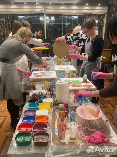 Педагог изобразительного искусства