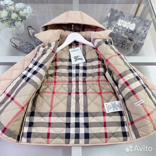 Демисезонная куртка для девочки Burberry