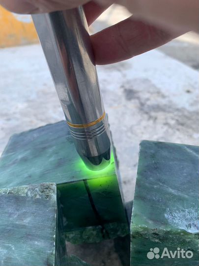 Нефрит сырец