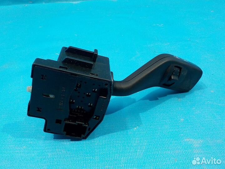 Переключатель сигналов поворота Ford Focus 2 2005