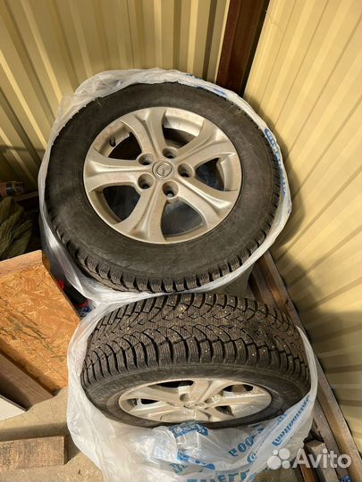 Колеса в сборе зимние мазда 195/65 r15 pirelli