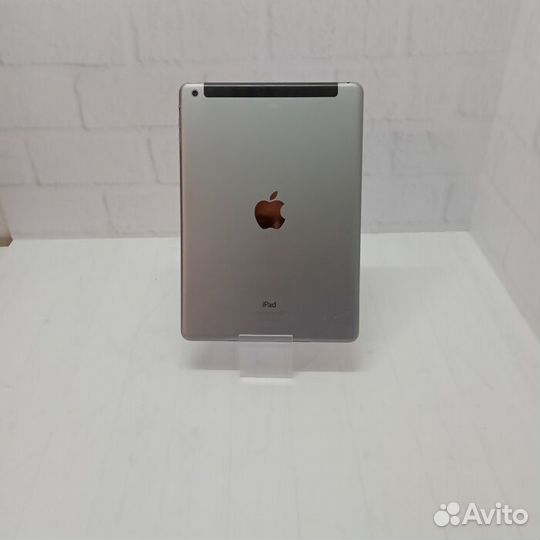 Планшет Apple a1475 Apple iPad Air 16Gb Wi-Fi + Ce
