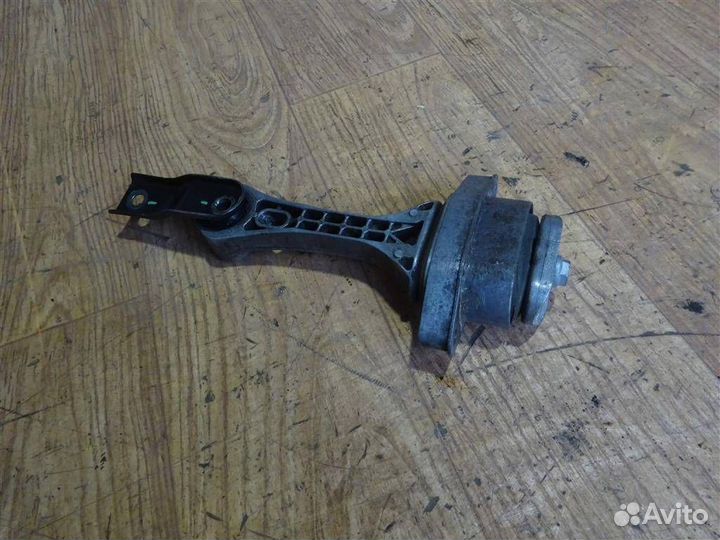 Кронштейн кпп Skoda Octavia (A4 1U) 2000-2011