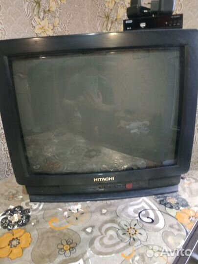 Телевизор Hitachi бу с цифровой приставкой