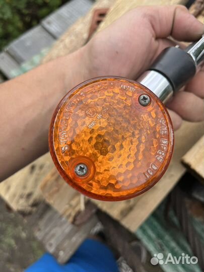 Задние поворотники с подсветкой номера shadow