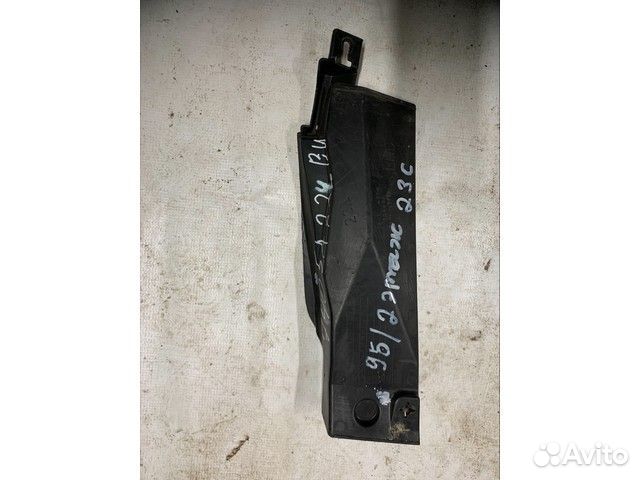 Панель под жабо Mitsubishi Lancer 10