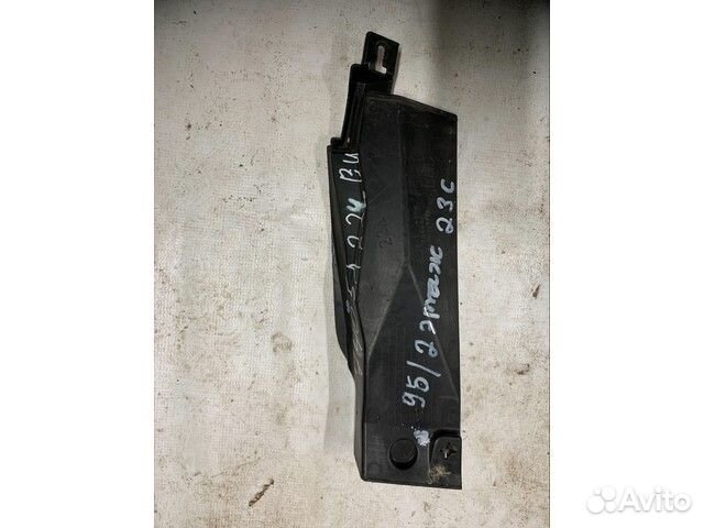 Панель под жабо Mitsubishi Lancer 10