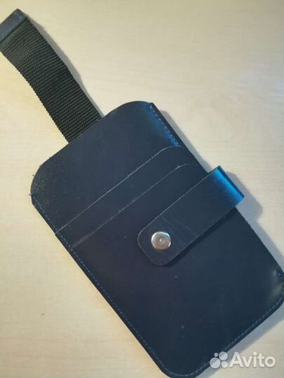 Чехол на телефон