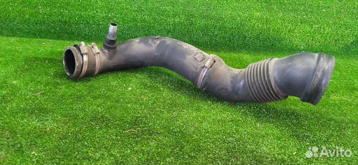 Патрубок интеркулера Volvo Xc90 D5244T4 2006