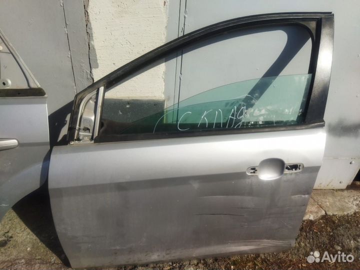 Продаю двери ford фокус2